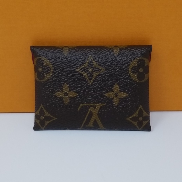 Louis Vuitton Monogram Kirigami Small Card Holder - Picture 4 of 10